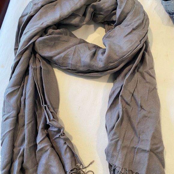 Variety of Scarves - Picture 2 of 6